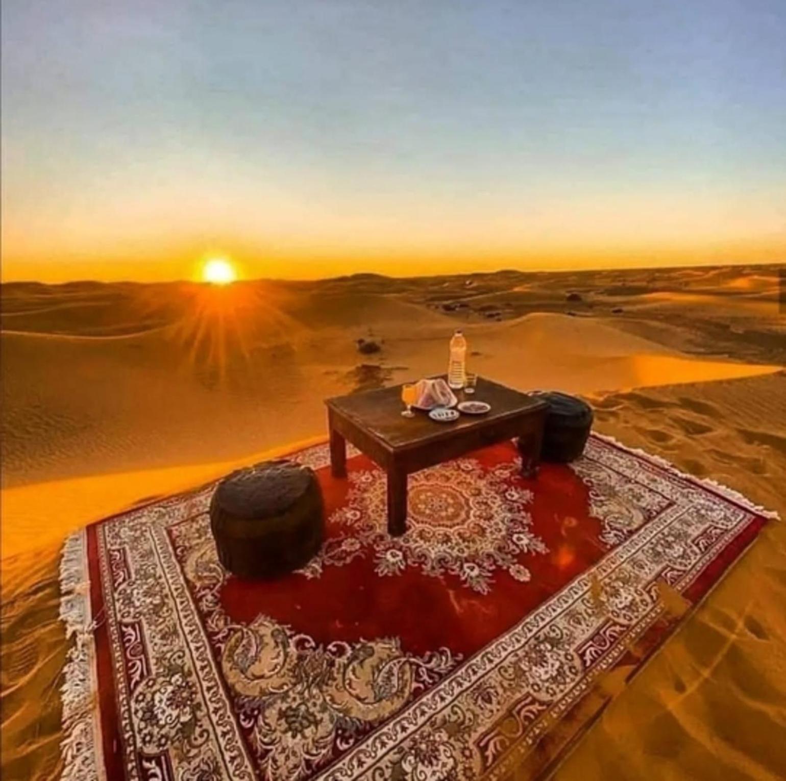 Luxury Sandy Glamping Мерзуга Екстер'єр фото